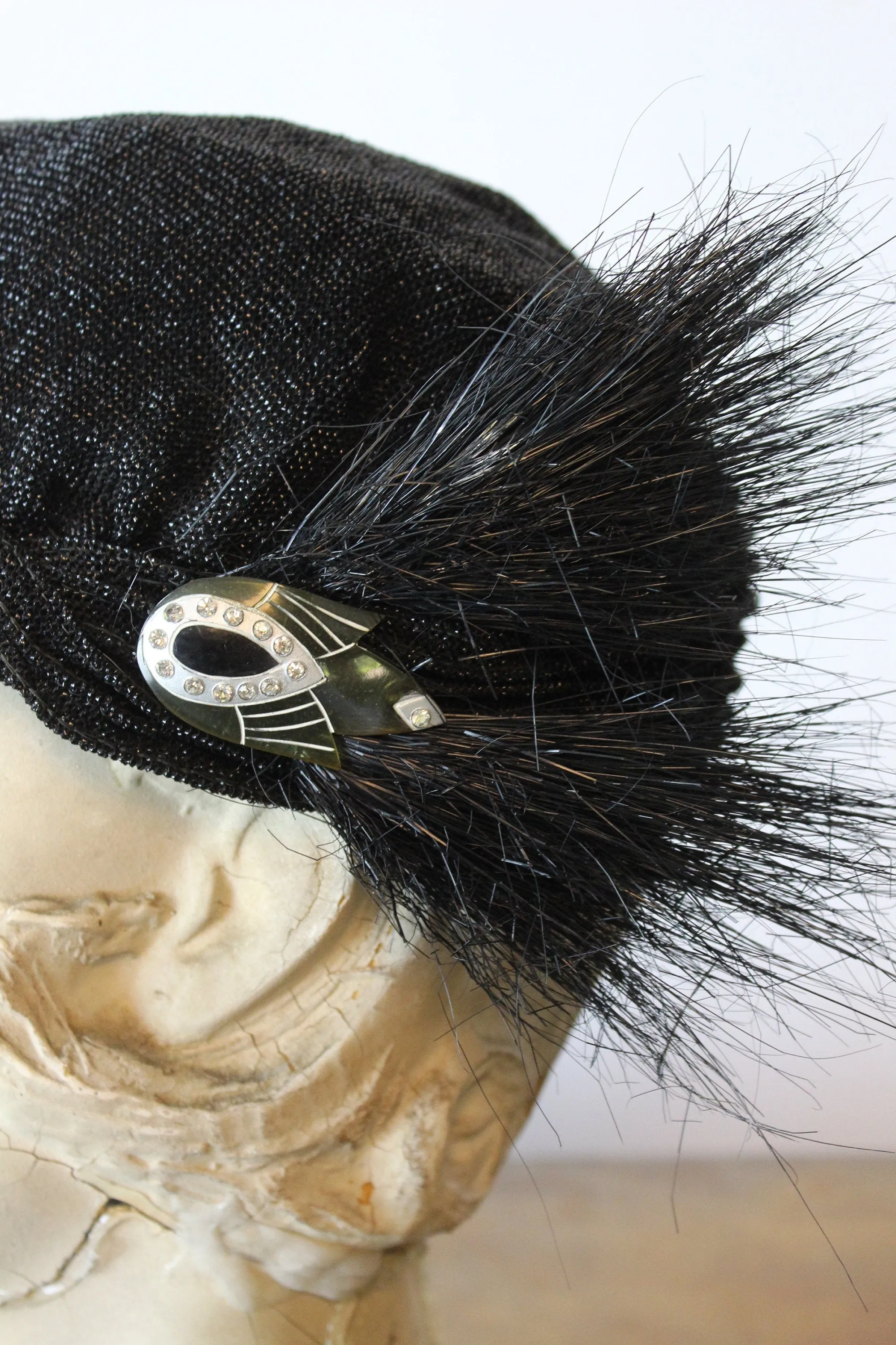 1920s LUREX ART DECO clip cloche hat | new fall