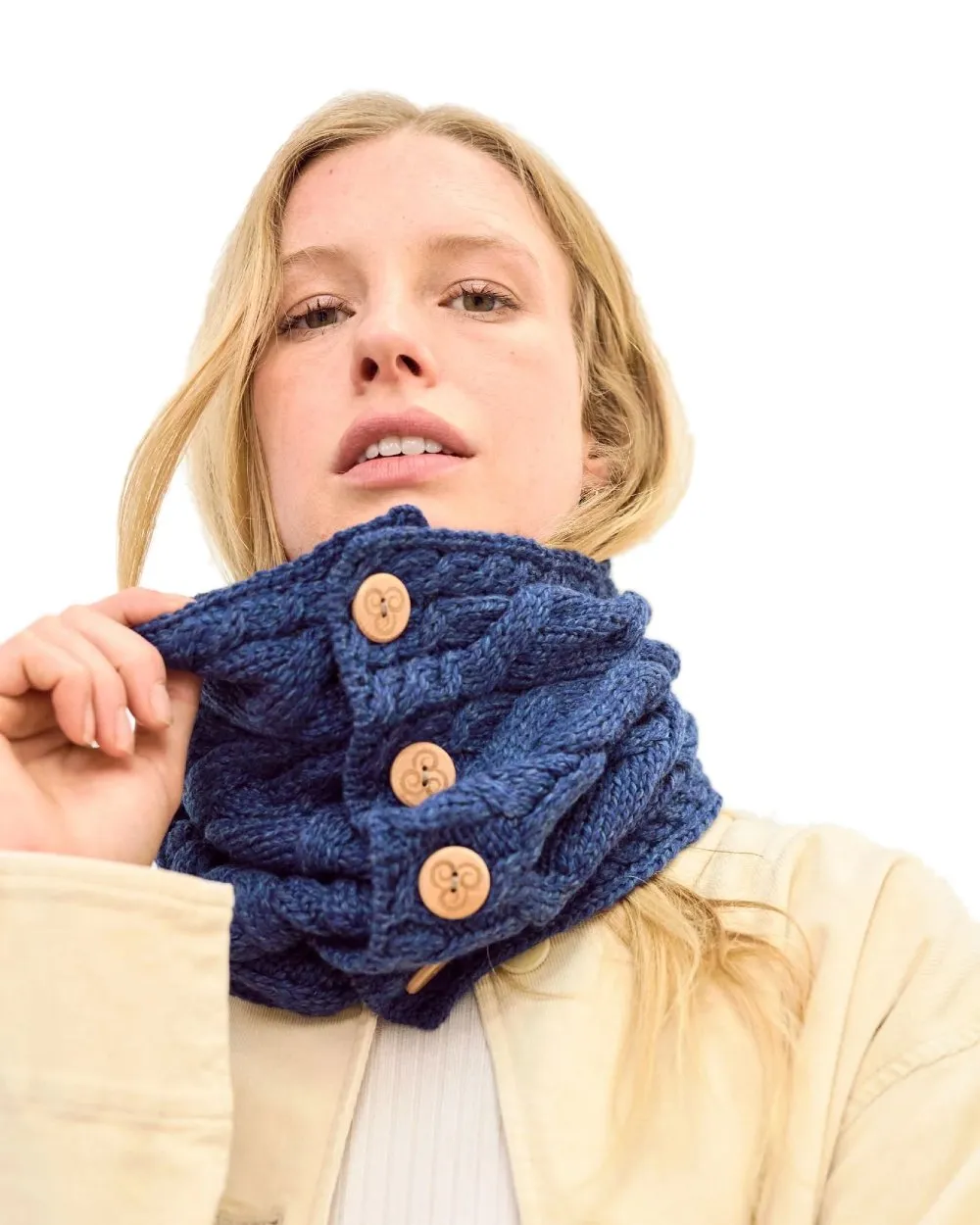 Aran Merino Wool Button Snood