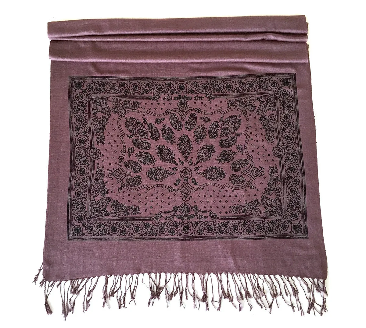 Bandana Print scarf. Linen weave pashmina