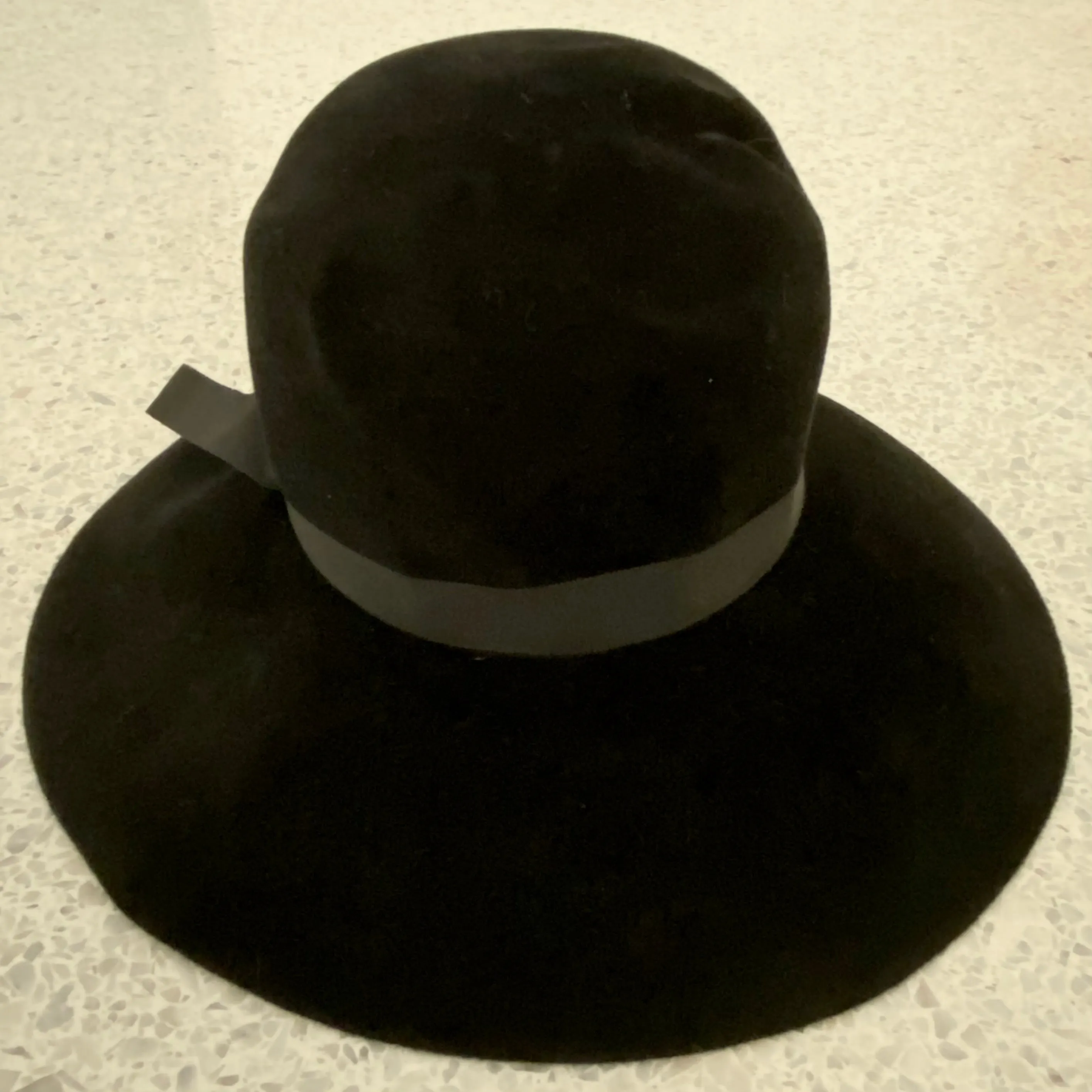 Late 50s/ Early 60s Mr. John Sophisticate Hat