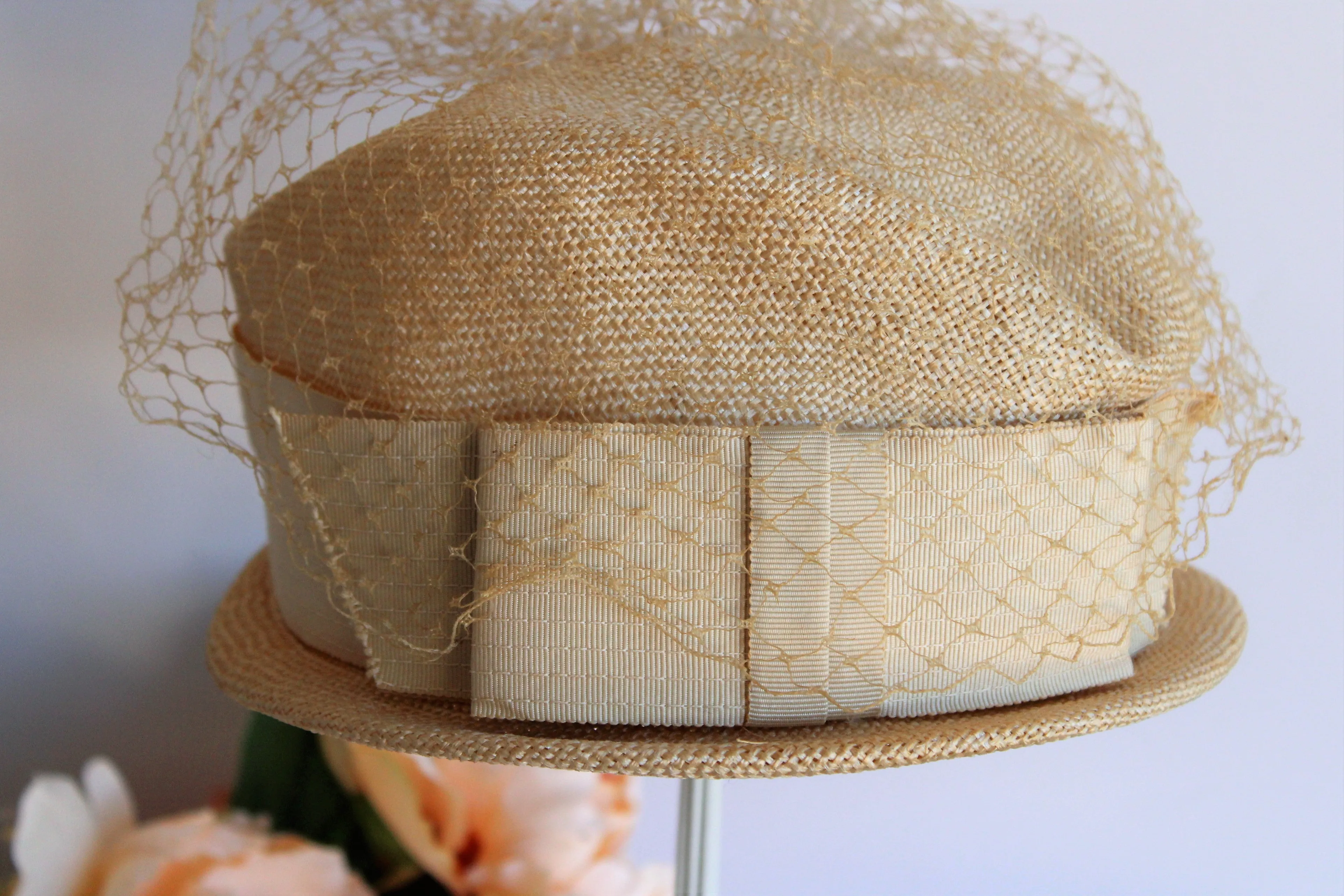 Vintage 1950s Straw Cloche Hat with Veil and Bow